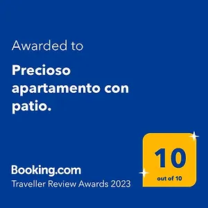 Precioso Con Patio. Apartamento Málaga
